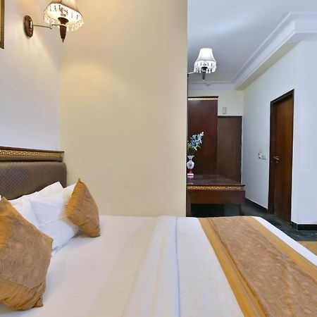 Hotel I Stay & Revels Near New Delhi Railway Station- By Ap Singh Hotels Exterior foto