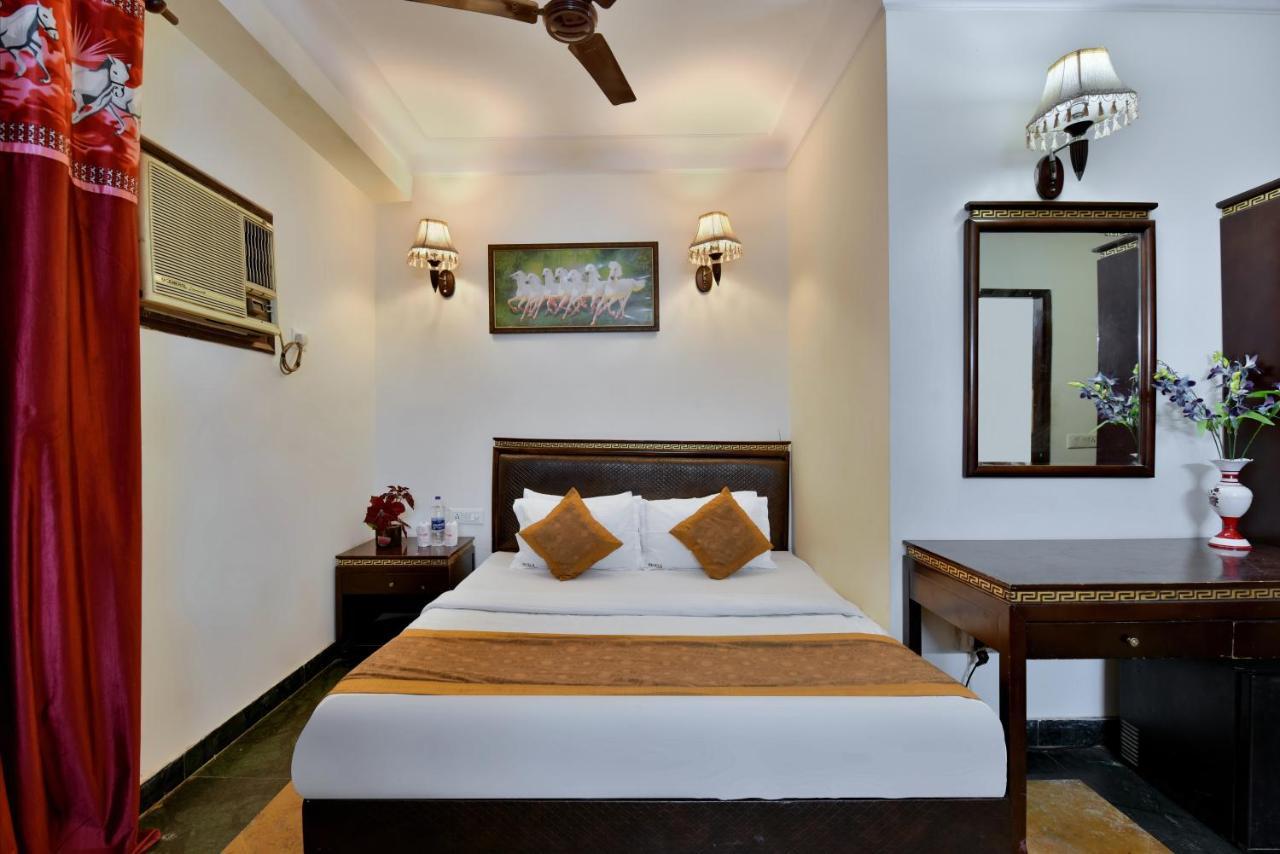 Hotel I Stay & Revels Near New Delhi Railway Station- By Ap Singh Hotels Exterior foto