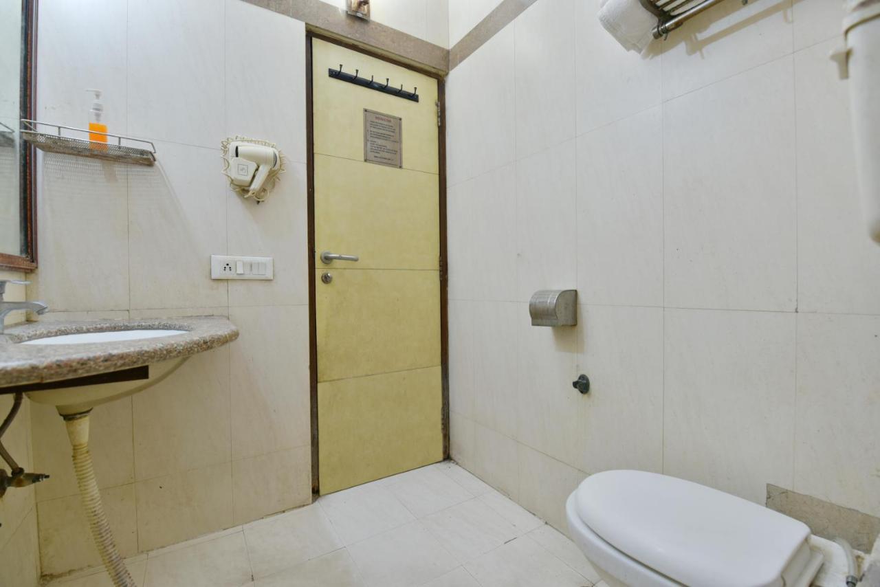 Hotel I Stay & Revels Near New Delhi Railway Station- By Ap Singh Hotels Exterior foto