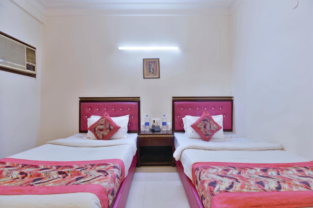 Hotel I Stay & Revels Near New Delhi Railway Station- By Ap Singh Hotels Exterior foto