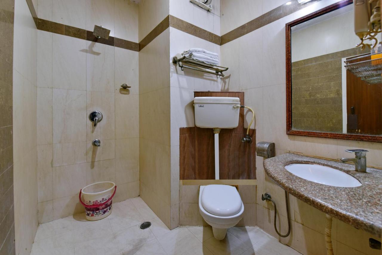 Hotel I Stay & Revels Near New Delhi Railway Station- By Ap Singh Hotels Exterior foto
